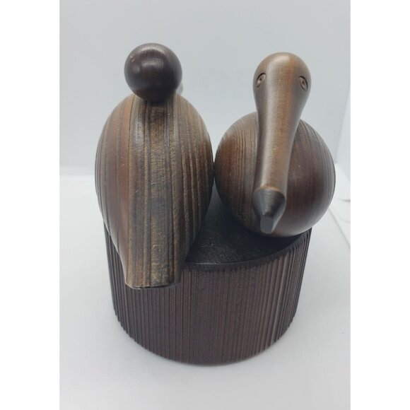 VTG MCM Shakey's Noisy Oyster Cypress Wood Carved Pelicans Figurine - Picture 6 of 14